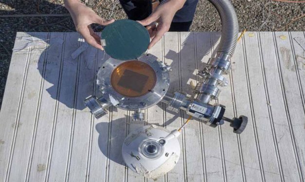 Kako solarni paneli mogu hladiti naše domove dok prikupljaju energiju