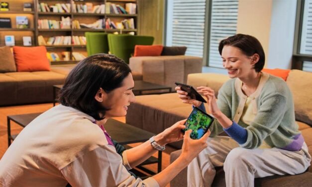 Rasklopi Samsung Z Fold3 5G i praznici mogu da počnu